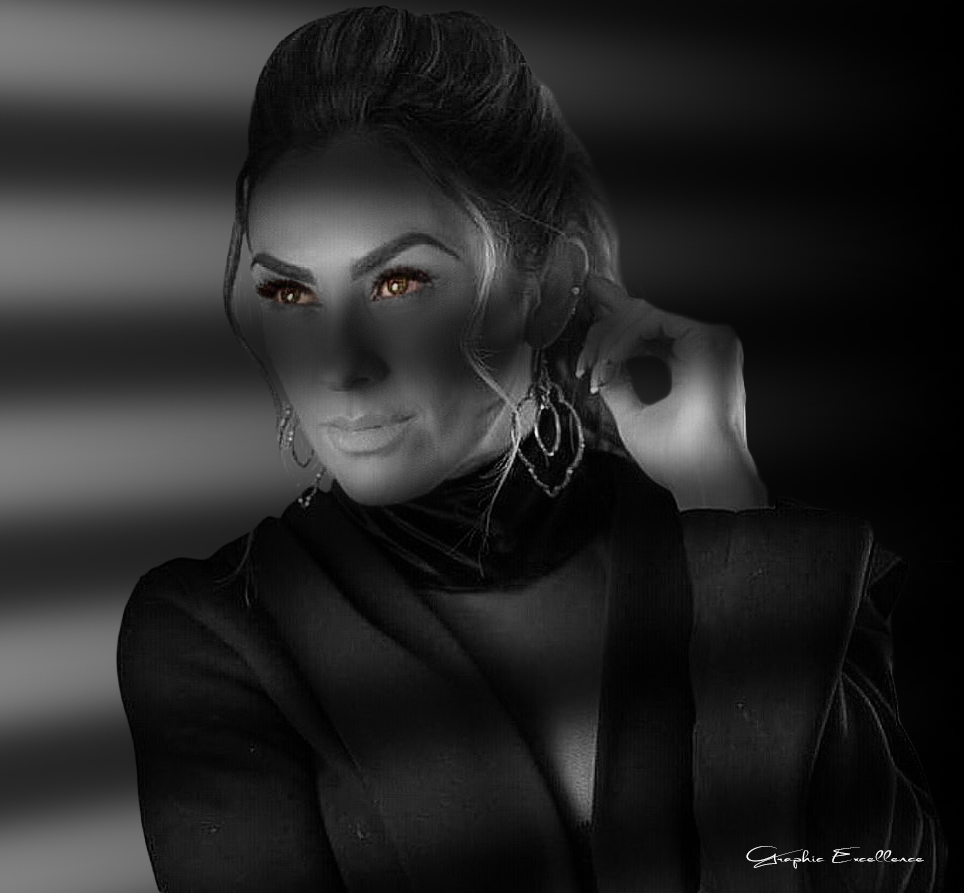 Aracely Ar&aacute;mbula - Sensual Portrait